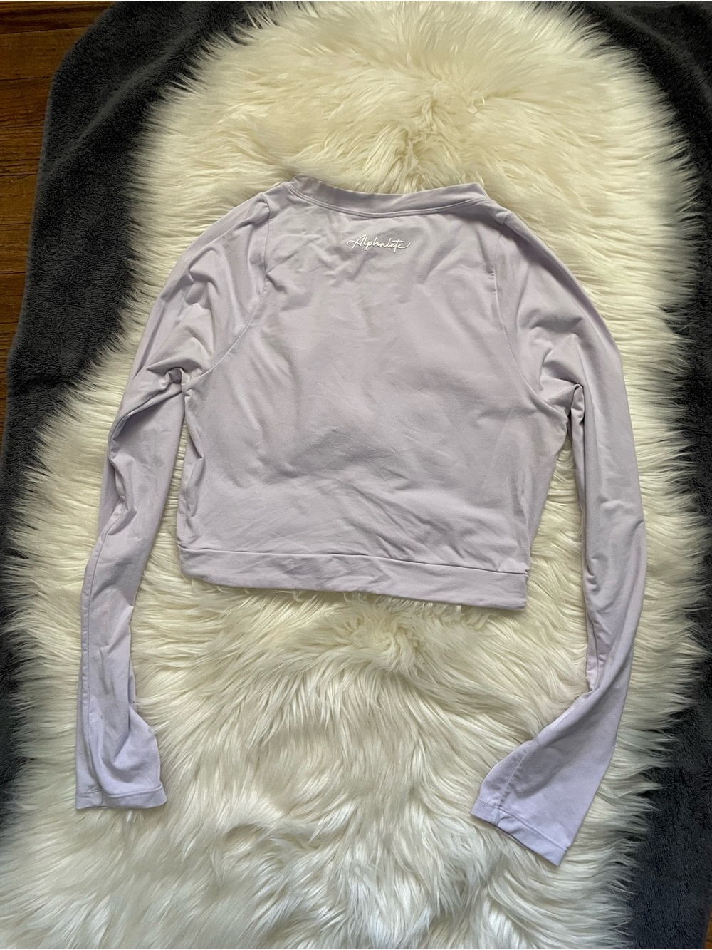 Alphalete Lavender Cropped Long-Sleeve Active Top - Picture 6 of 8